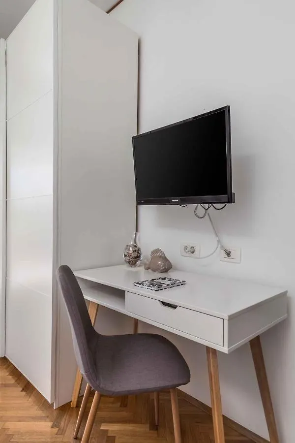 Apartments In Moscenicka Draga 34827 Croatia
