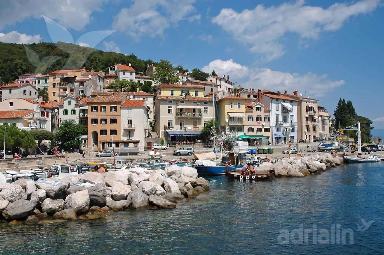 Apartments In Moscenicka Draga 34827